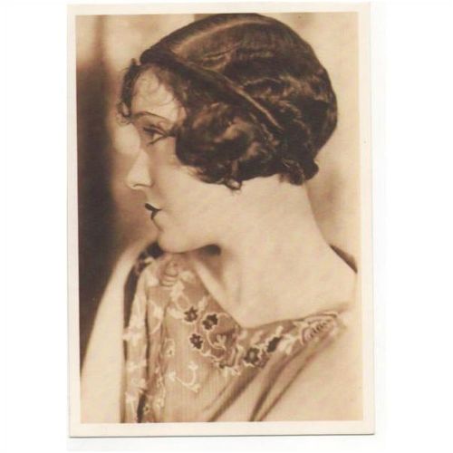 Gloria Swanson film star legend postcard from Magna Golden Age