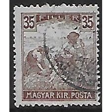 Mi 198: 35 f. red-brown Definitive Stamp: Harvesters
