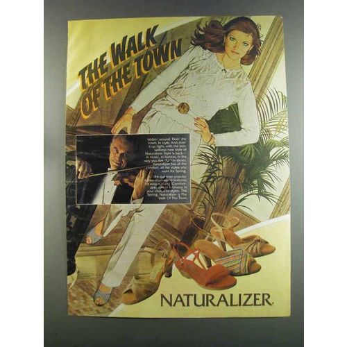 1982 Naturalizer Shoes Ad - The Walk of the Town