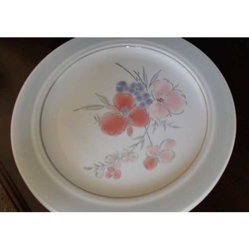 Vintage Galleria Stoneware Flower Floral Pink Gray Dinner Plates