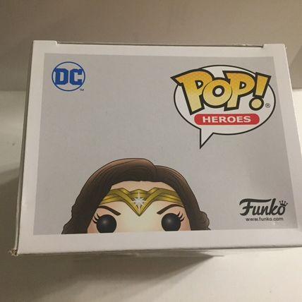 NEW DC Comics Flying Wonder Woman Funko Pop Figure