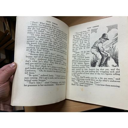 RARE* c1946 "TWILIGHT TALES" ILLUSTRATED CHILDRENS FICTION HARDBACK BOOK (P3)