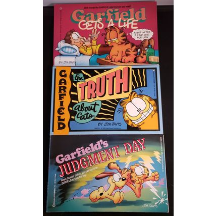 Lot of 5 Vintage Garfield Used PBs~Judgment Day/Truth About Cats/Gets a Life +2