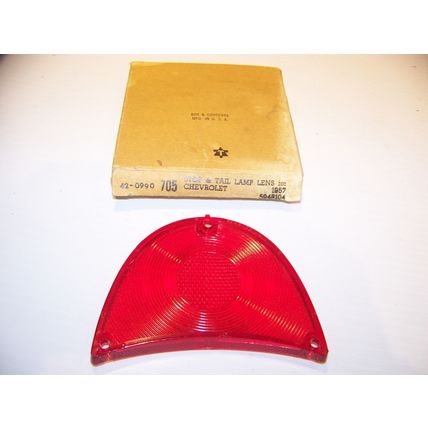 1957 CHEVROLET BEL AIR STOP & TAIL LAMP LIGHT LENS 5948104 NORS