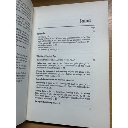 1964 1ST UK EDITION "YACHT RACING TACTICS" JOACHIM SCHULT HARDBACK BOOK (P4)