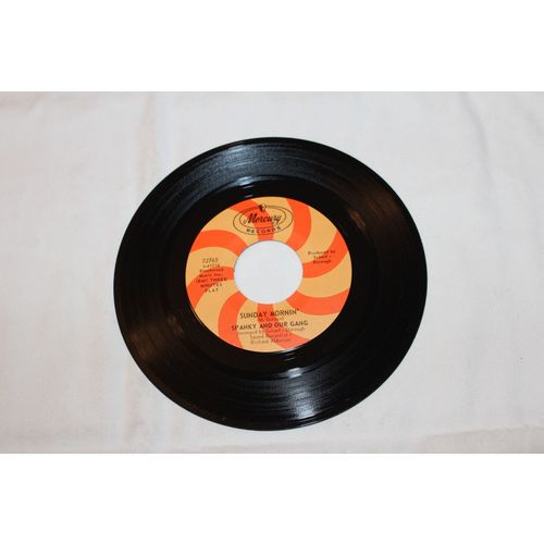 Spanky and Our Gang 45 & Picture Sleeve-SUNDAY MORNING/ECHOES