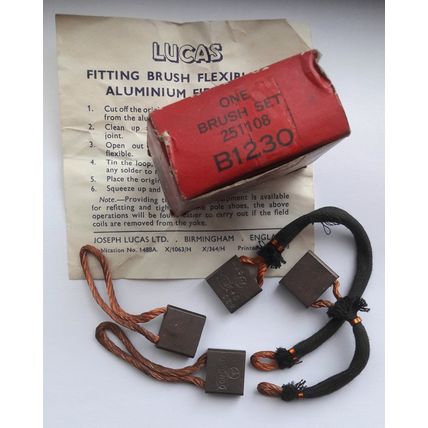 AUSTIN,MORRIS,MG,JOWETT,MORGAN,TR,etc, LUCAS 251108 1950s starter motor brushes