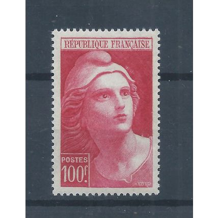 France stamps. 1945 100f Marianne MNH SG 935 (AF222)