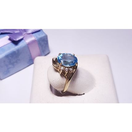 Estate 3.5ctw Oval Natural Blue Topaz/ Diamond 14Kt Yellow Gold Swirl Ring#22303
