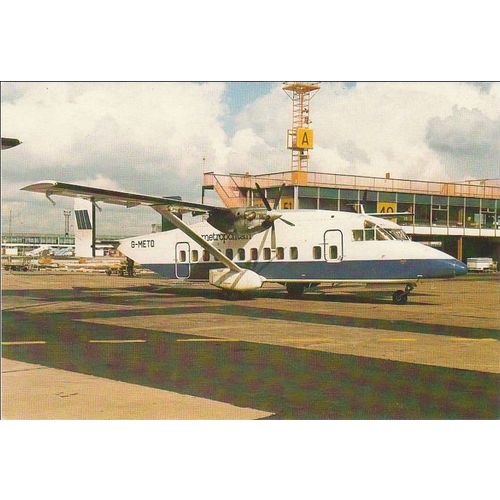 Metropolitan Shorts SD330 Aircraft Postcard (A10970)