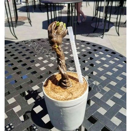DISNEYLAND GROOT SIPPER MUG CUP W/ LID~NEW~LIMITED GUARDIAN OF THE GALAXY CUP