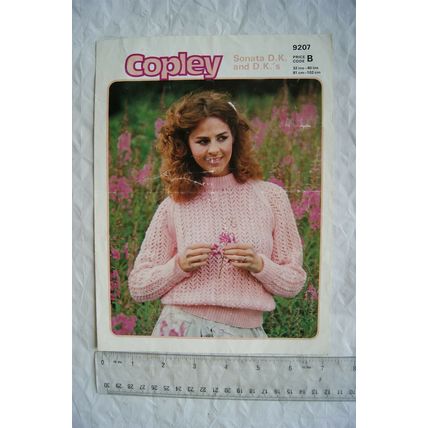 1978 Copley 9207 woman's lacy blouson sweater round neck & raglan sleeves, DK