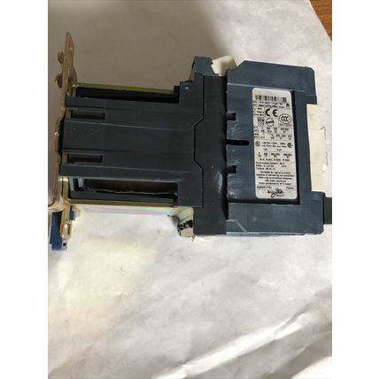 TELEMECANIQUE LP1 D65004 CONTACTOR 65AMP 4POLE 575VAC IEC,48V COIL,BC