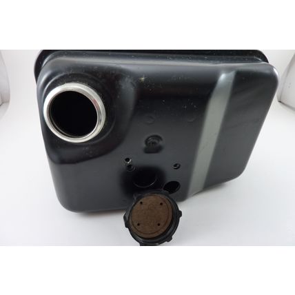 Fuel Tank 397622 Briggs & Stratton NOS