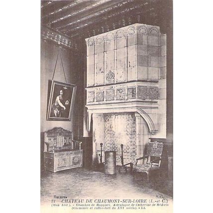 Chaumont Sur Loire Chateau Chambre de Ruggieri France Postcard unused VGC