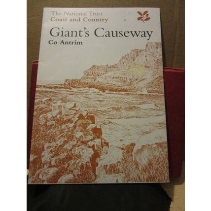 THE GIANT'S CAUSEWAY, Co. Antrim, IRELAND 2 X LEAFLETS.. Dulsey =