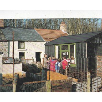 Rhyd-y-car Cottages Welsh Folk Museum Postcard unused VGC