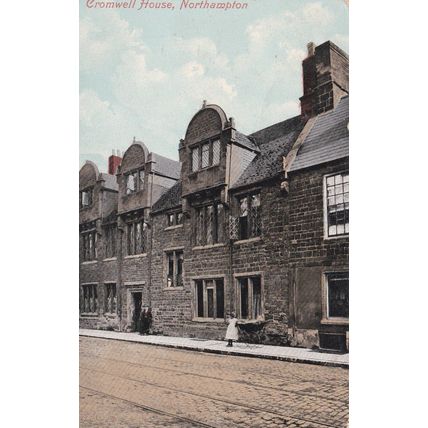 E883 NORTHAMPTON - CROMWELL HOUSE