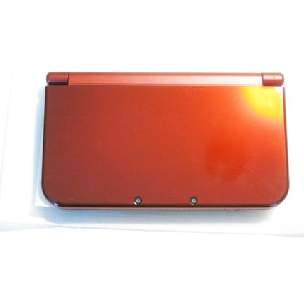 Red Nintendo New 3ds XL w Mario Kart & More!