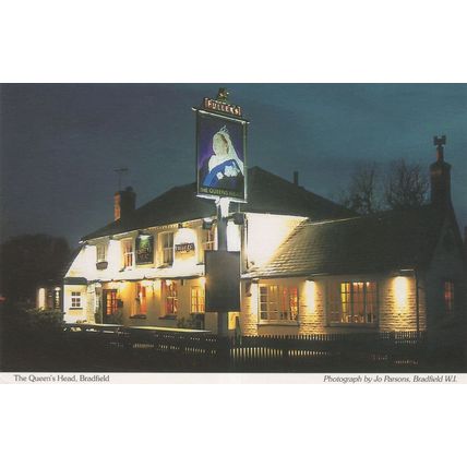 The Queens Head Pub At Night Bradfield Berkshire Postcard