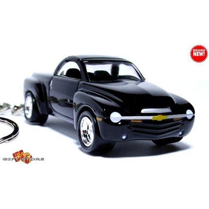 VERY RARE KEYCHAIN BLACK CHEVROLET™ SSR™ CHEVY CUSTOM Ltd Ed. GREAT GIFT