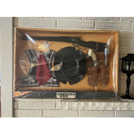 1989 AMERICAN WEST DIE CAST COWBOY 8-PIECE SET & MORE MADE IN USA #7475 NOS DL