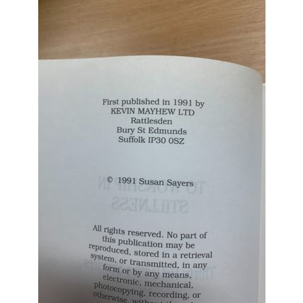 1991 "TO WORSHIP IN STILLNESS" 30 REFLECTIVE SERVICES PAPERBACK BOOK (LL)
