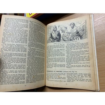 1949 "CHIEF ANNUAL" CHILDRENS FICTION ILLUSTRATED THIN HARDBACK BOOK (LL)