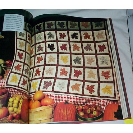 1993 Oxmoor House - - Quilts For All Seasons - - Hardcover Book