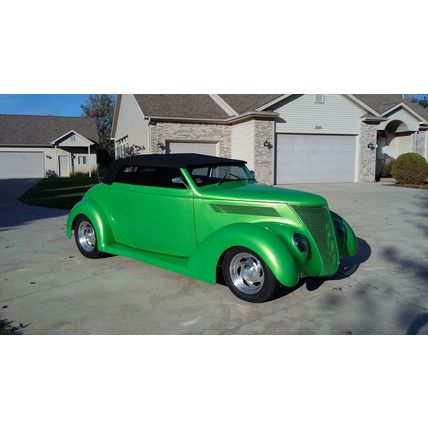 1937 Ford Model 78 Club Cabriolet