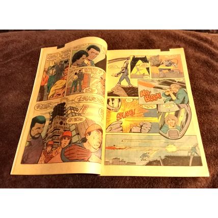 Bronze Age Comic Marvel The Falcon # 1 8.0 VF Condition 1983