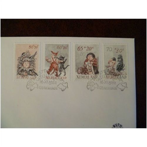 Netherlands 1982 Child Welfare stamps FDC Animals birds cat rabbit cockatoo