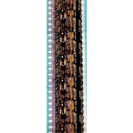 Pk GEB - P - MIX - c 071S . 1 STRIP OF 5 - 35MM FILM CELLS. ( )