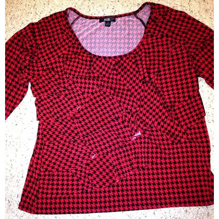 AGB Women Blouse Size XL Red & Black Wrinkle Free Stretchy Material 3/4 Sleeves