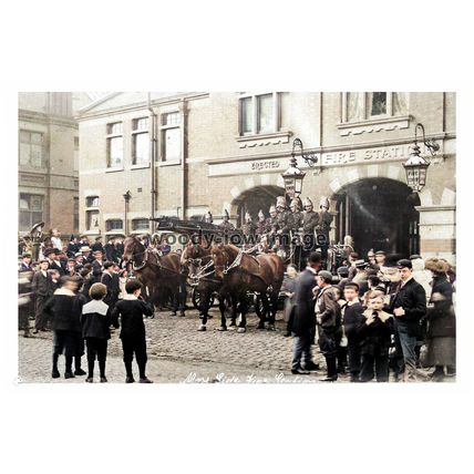 ptc2843 - Lancs - Moss Side Fire Brigade Horse drawn Vehicle, Manche'- print 6x4