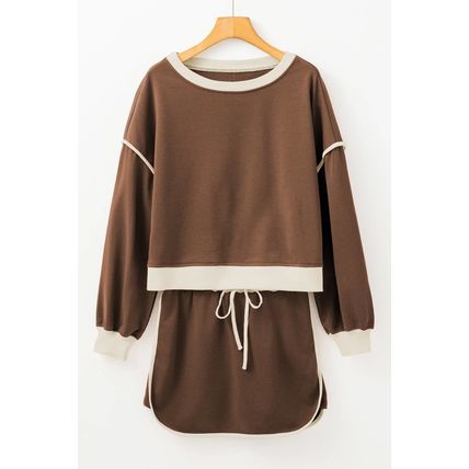 Coffee Color Contrast Loose Pullover and Lace-up Waist Skort Set