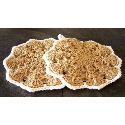 Pot Holders kitchen dining accessory 2 round tan/camel and white 7.5 inch