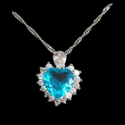 Stunning Aquamarine Turquoise Blue White Gold Plated Heart Necklace Gift Boxed