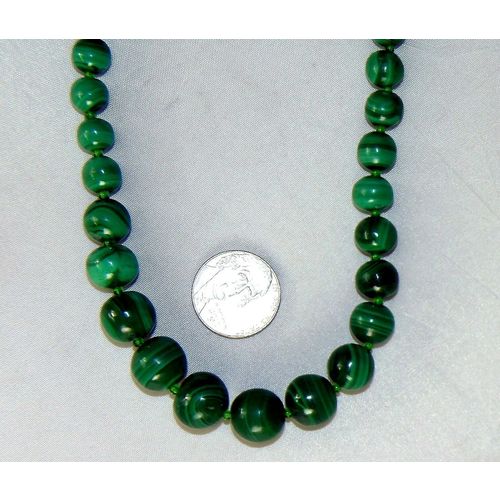 Graduted Malachite Banded Jade Green 20" Bead Necklace 86 Grams