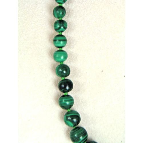 Graduted Malachite Banded Jade Green 20" Bead Necklace 86 Grams