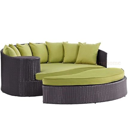 Outdoor Patio Brown Rattan Round Day Bed Lounge Sofa UV Resist. Synthetic Rattan