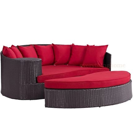 Outdoor Patio Brown Rattan Round Day Bed Lounge Sofa UV Resist. Synthetic Rattan