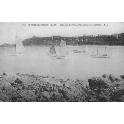 Perros Guirec Bateaux French Harbour Old Postcard