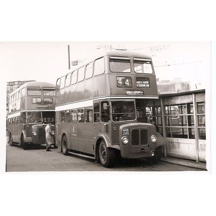 Black & White Photograph of Manchester Corporation Transport - NNB 285