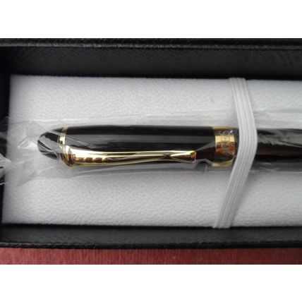 Luxury Rose Pen "Gamages of London" Blue Ink. New & Boxed. N.R