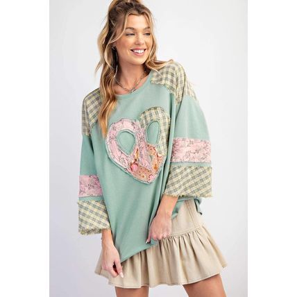 Clearly Aqua Plaid Floral Peace Heart Graphic Wide Long Sleeve Top