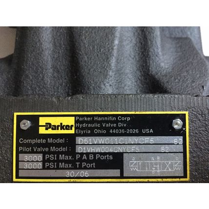 NEW PARKER D61VW011C1NYCF5,D1VHW004CNYCF5 HYDRAULIC VALVE,BR
