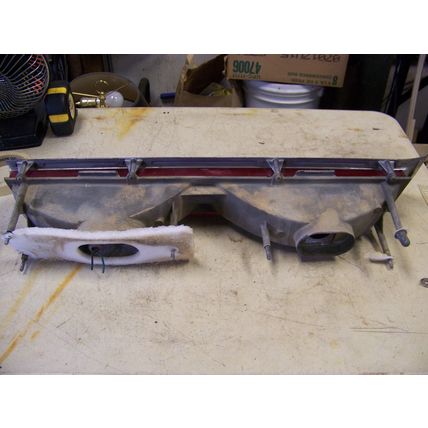 1969 CHRYSLER NEW YORKER DS LH TAILLIGHT LENS & HOUSING COMPLETE OEM