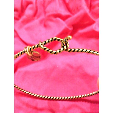 JK Thirty One Adore Twisted Bracelet Gold Tone W/Bracelet Pouch Valentine's Day