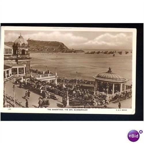 Yorkshire SCARBOROUGH Bandstand Postcard by V.& K. (20)
